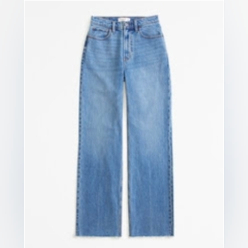 Abercrombie & Fitch Curve Love High Rise 90s Relaxed Jean